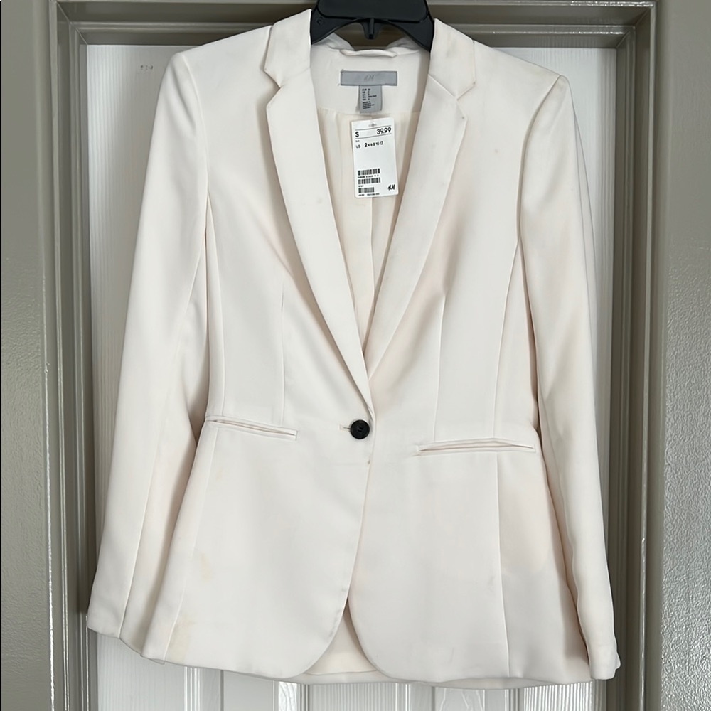 Elegant H & M off White Blazer